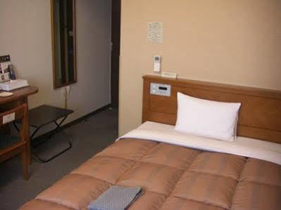 Route-inn Ekihigashi Hotel